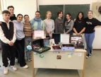 Klasse 9d mit ihren Buchboxen